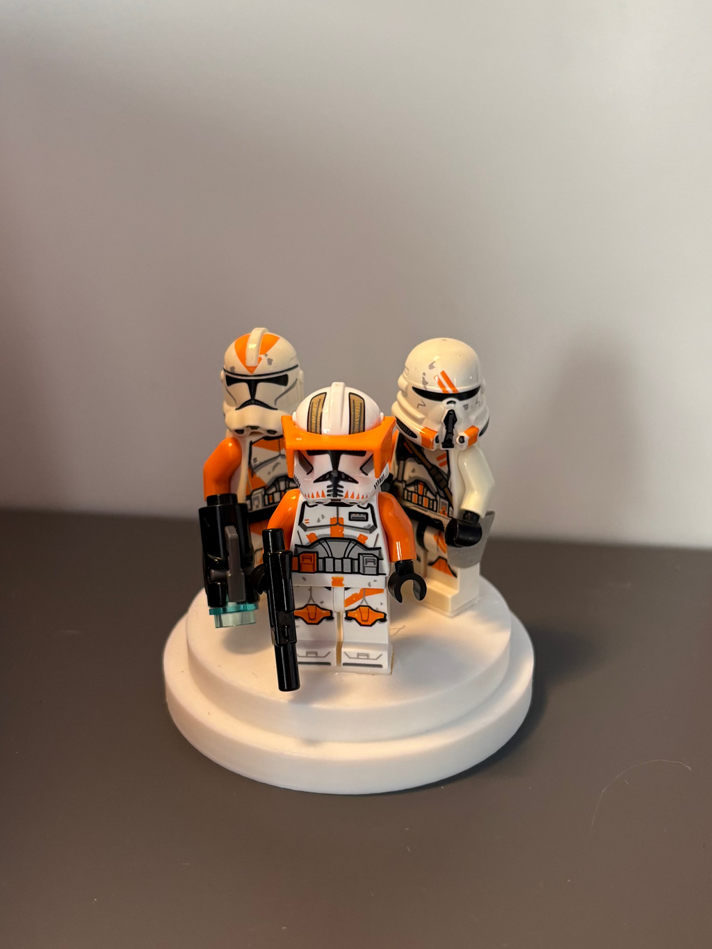 Three Figure Minifigure Stand