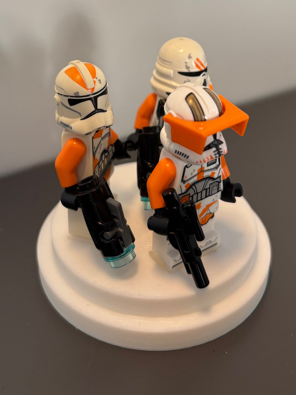 Three Figure Minifigure Stand