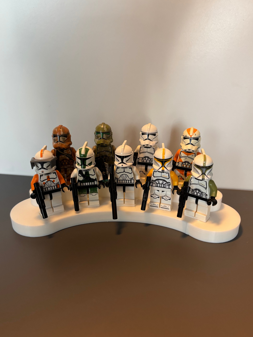 Nine Figure Minifigure Stand